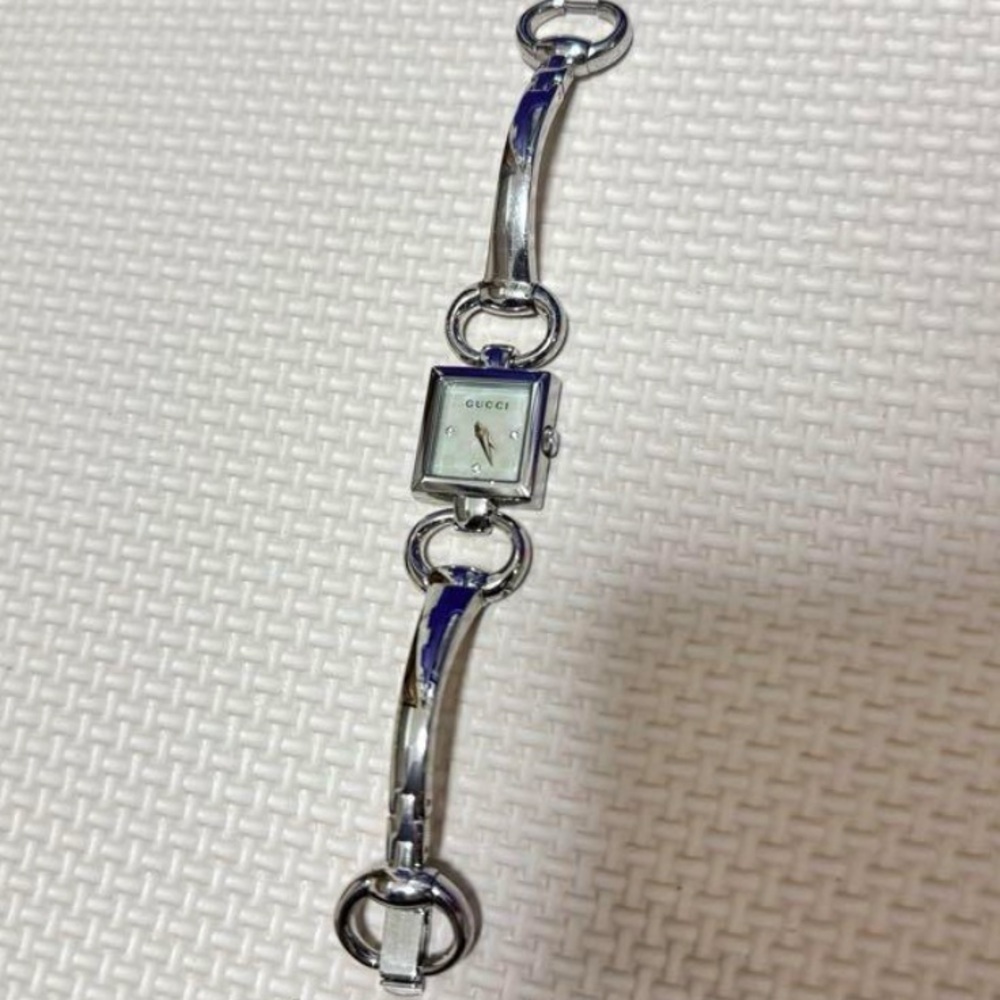 🇮🇹Vintage‼️Gucci Watch Silver Mother of Pearl designer luxury GG bracelet watch - Picture 9 of 17